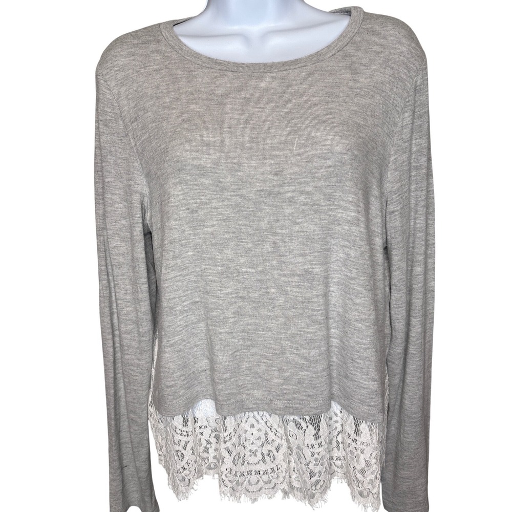 GENERATION LOVE Gray Lace‎ Hem Long Sleeve Top Sz M Coquette Romantic Feminine